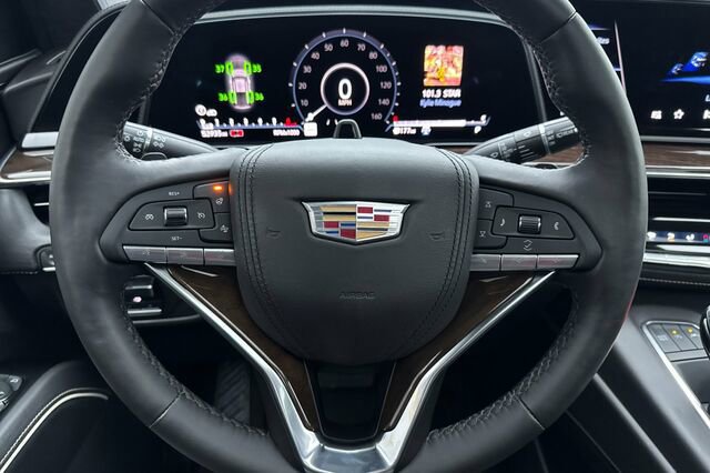 Used 2023 Cadillac Escalade Premium Luxury Platinum image 23