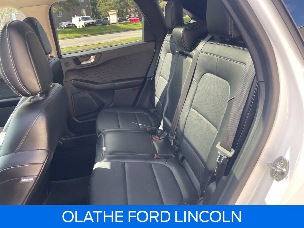 Certified 2020 Ford Escape Titanium AWD/4WD image 20