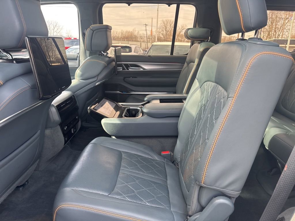 Used 2022 Jeep Grand Wagoneer Series III w/ Rear Seat Video Group 1 image 35