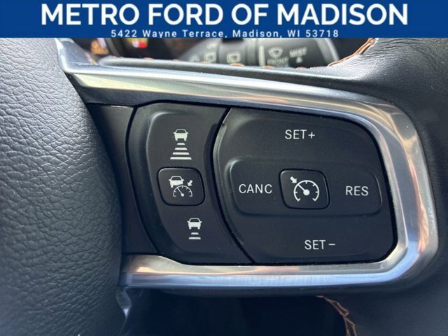 Used 2021 Jeep Wrangler Unlimited Sahara AWD/4WD image 30