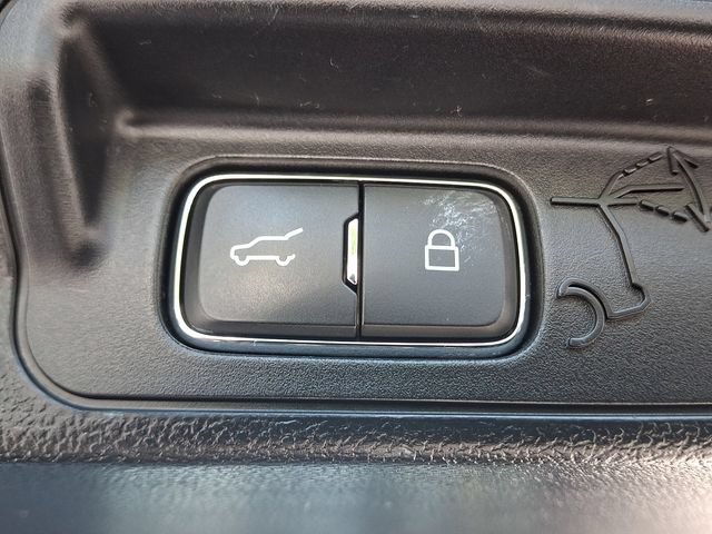Certified 2020 Ford Explorer Limited AWD/4WD image 31