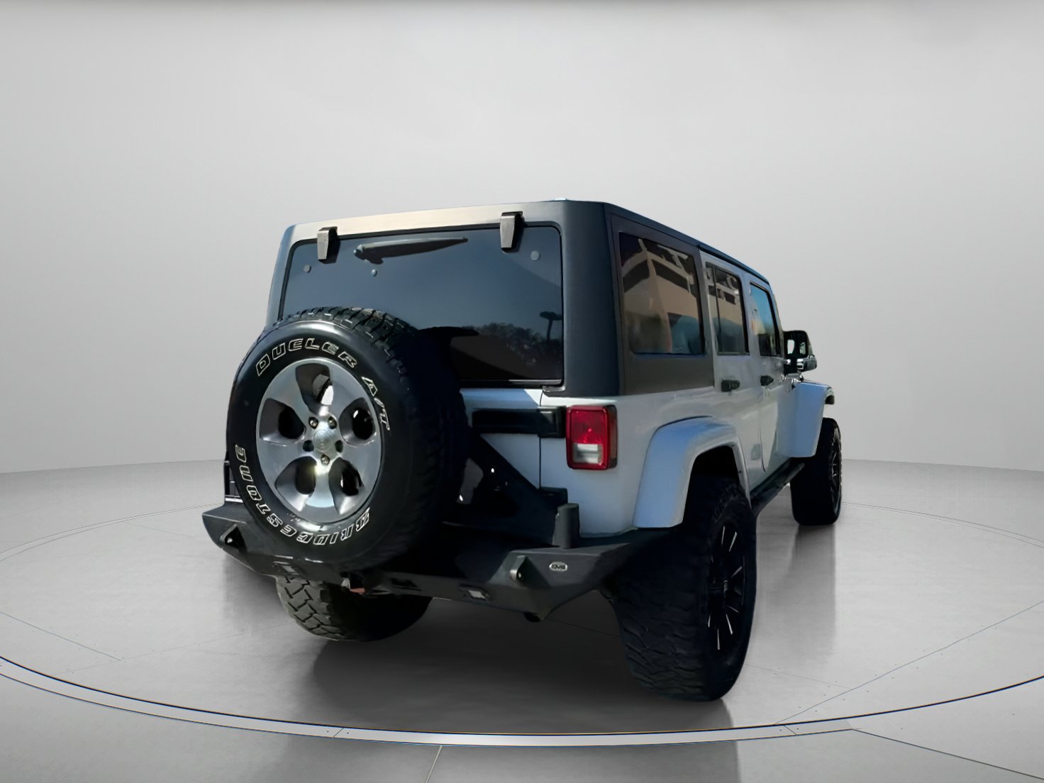 Used 2018 Jeep Wrangler Unlimited Sahara image 26