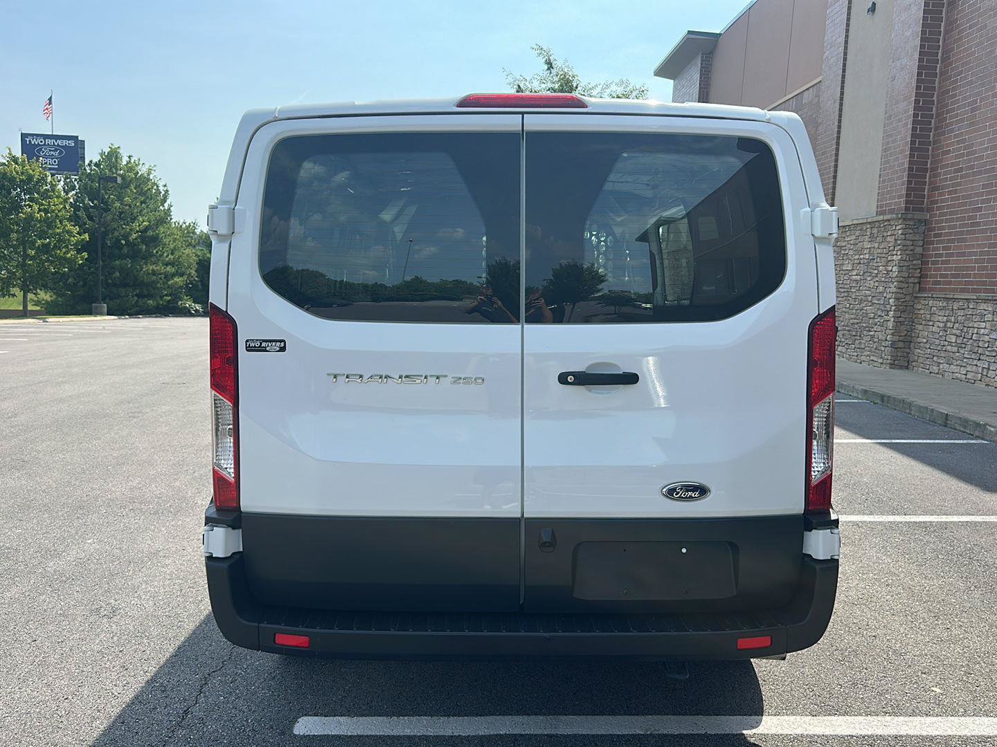 Certified 2025 Ford Transit 250 Low Roof w/ Exterior Upgrade Package RWD image 4
