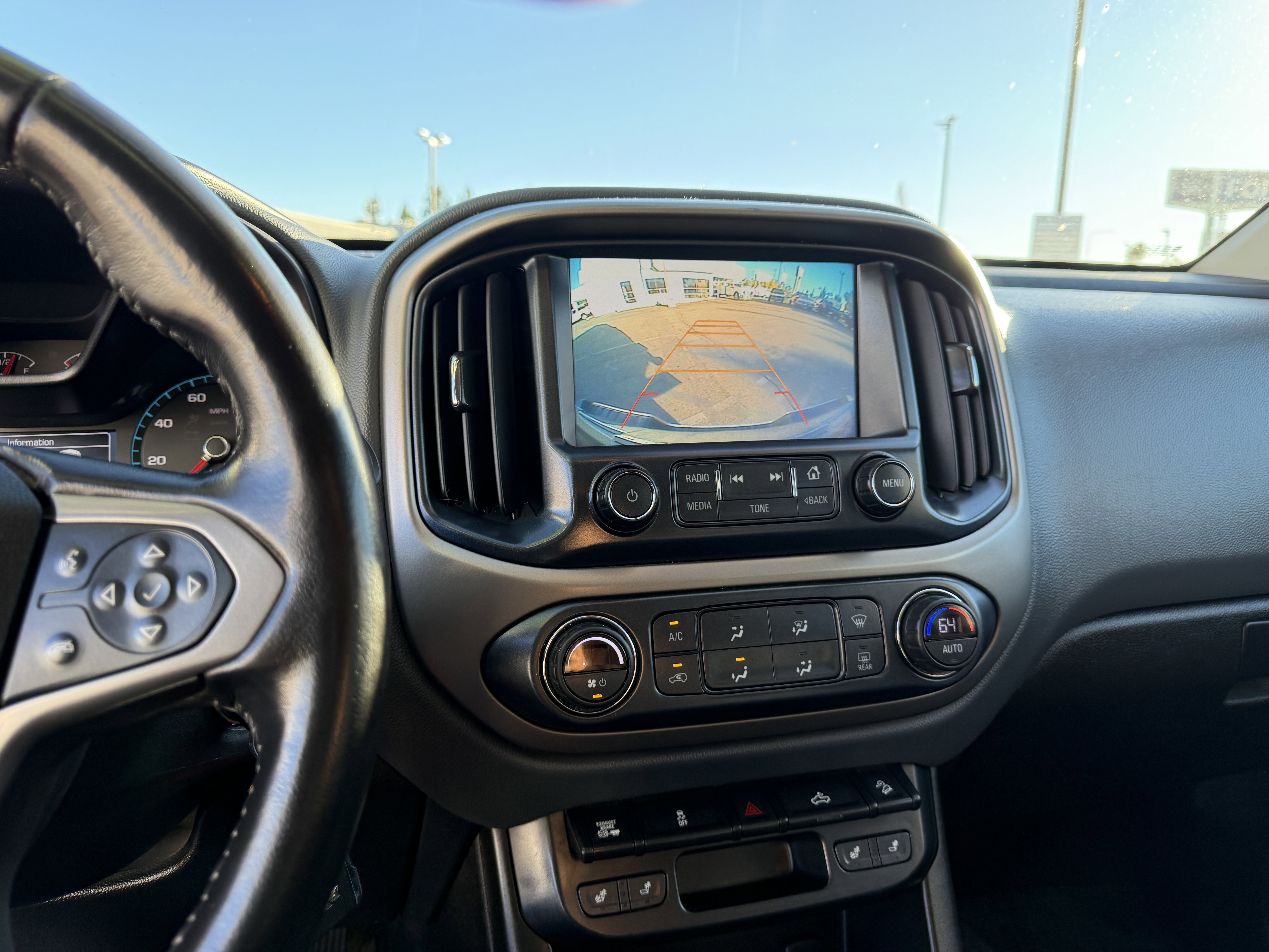 Used 2017 Chevrolet Colorado Z71 image 19