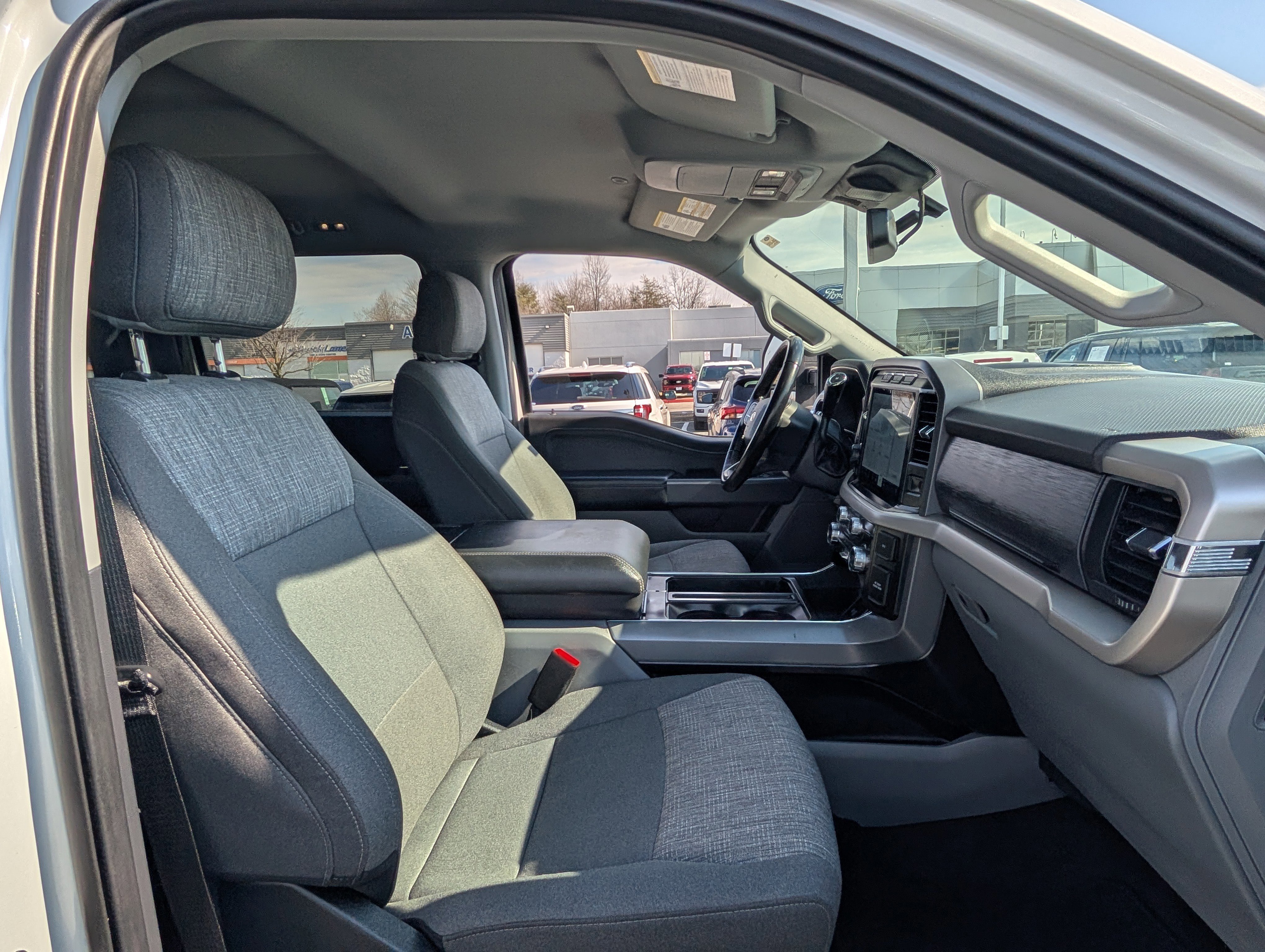 Certified 2021 Ford F150 XLT w/ Equipment Group 302A High image 10