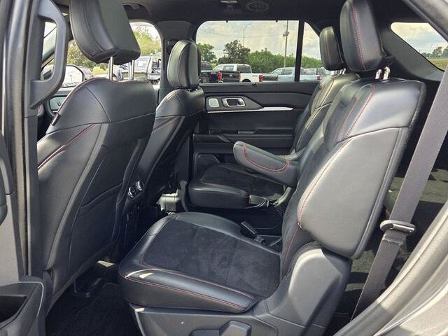 Certified 2025 Ford Explorer ST AWD/4WD image 6