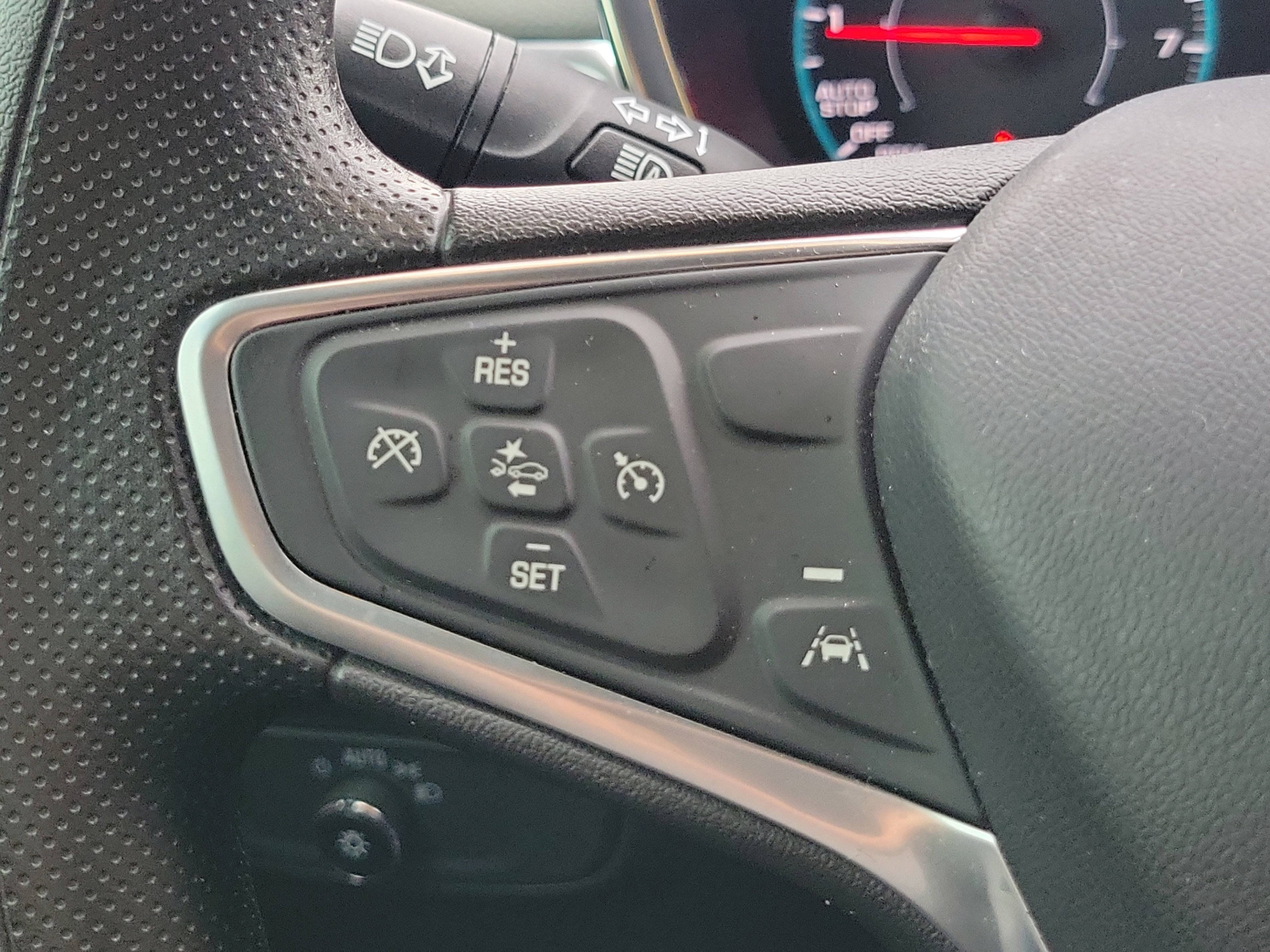 Used 2023 Chevrolet Equinox LS AWD/4WD image 20
