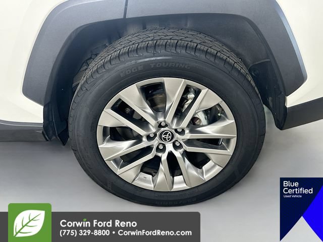 Used 2021 Toyota RAV4 XLE Premium AWD/4WD image 37