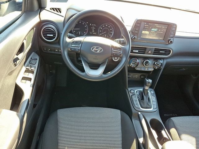 Used 2020 Hyundai Kona SEL w/ Cargo Package image 11