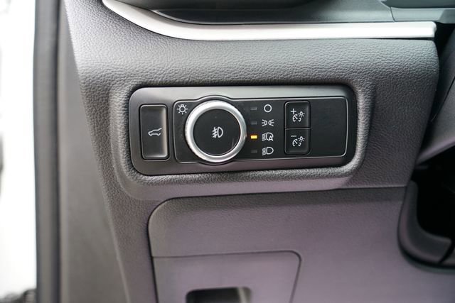 Certified 2024 Ford Explorer XLT w/ Equipment Group 202A image 14