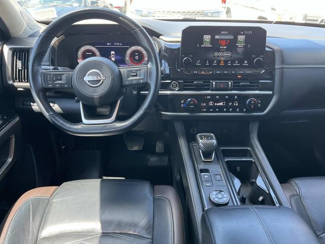Used 2023 Nissan Pathfinder Platinum AWD/4WD image 18