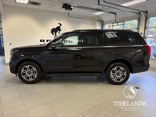 Certified 2025 Ford Expedition Active RWD image 5