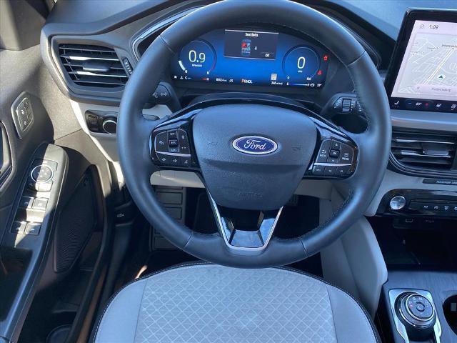 Certified 2024 Ford Escape Active w/ Tech Pack #2 image 7