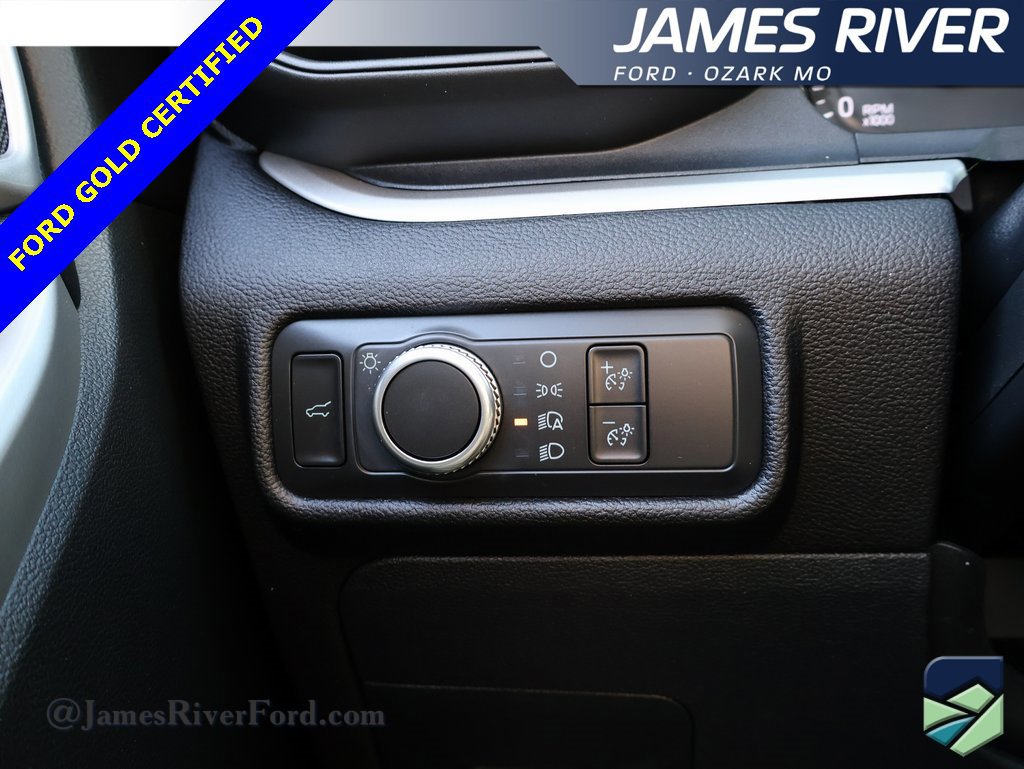 Certified 2022 Ford Explorer XLT image 32