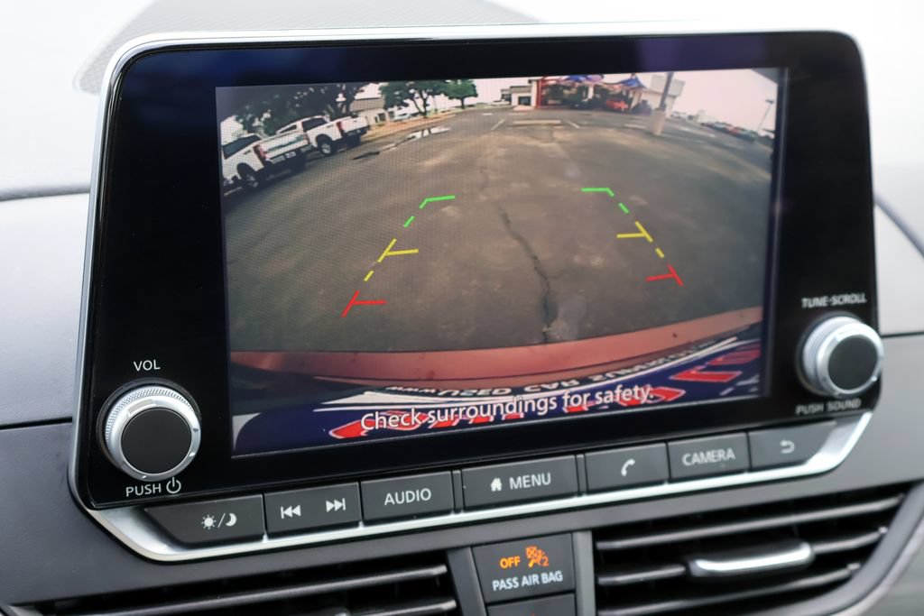 Used 2025 Nissan Altima 2.5 SV FWD image 5