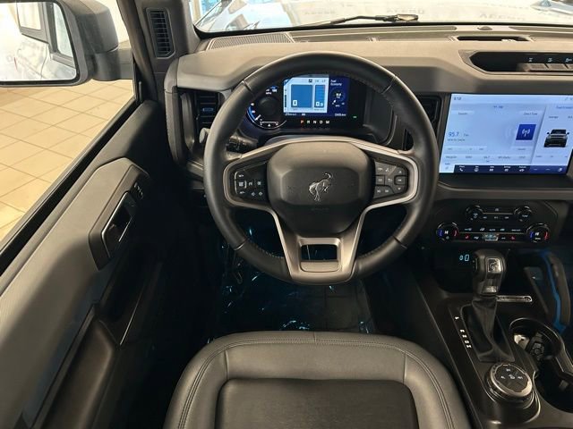 Certified 2024 Ford Bronco Black Diamond image 13