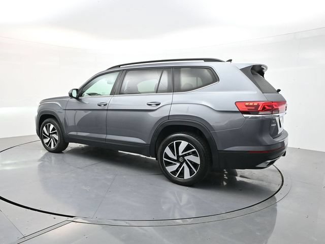 Used 2024 Volkswagen Atlas SE AWD/4WD image 5