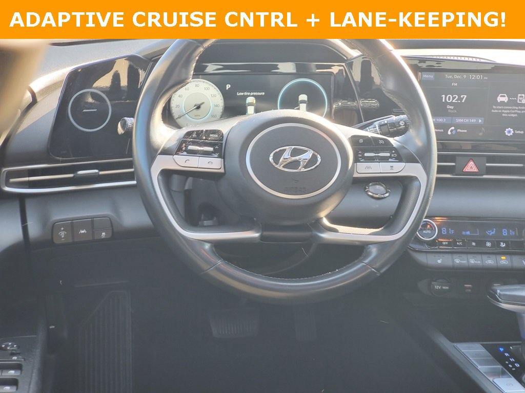 Used 2022 Hyundai Elantra SEL w/ Convenience + Premium Package image 8