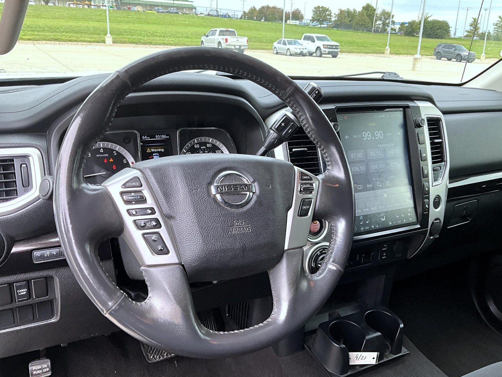 Used 2017 Nissan Titan SV AWD/4WD image 13
