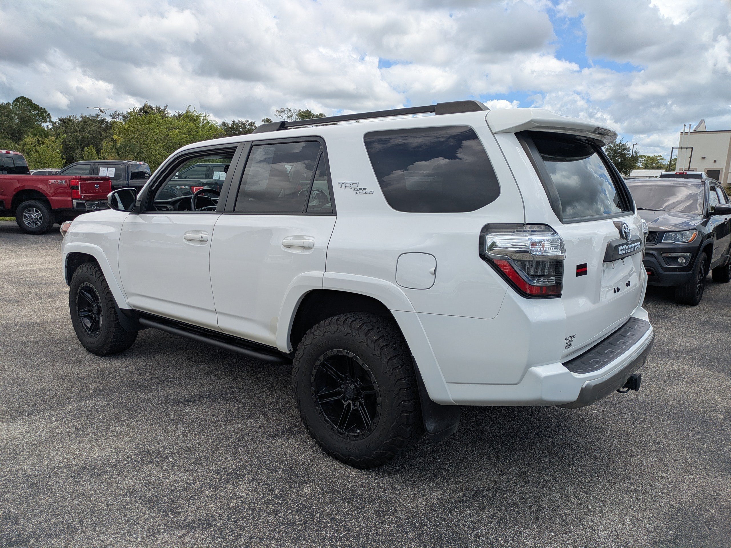 Used 2020 Toyota 4Runner TRD Off-Road AWD/4WD image 6