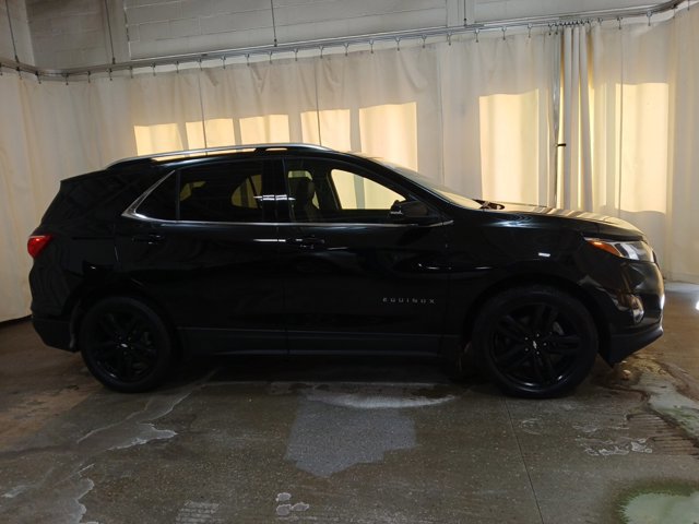Used 2020 Chevrolet Equinox LT w/ Midnight Edition image 3