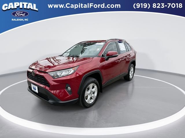 Used 2019 Toyota RAV4 XLE image 2