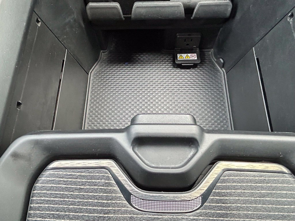 Used 2019 RAM 1500 Limited AWD/4WD image 23