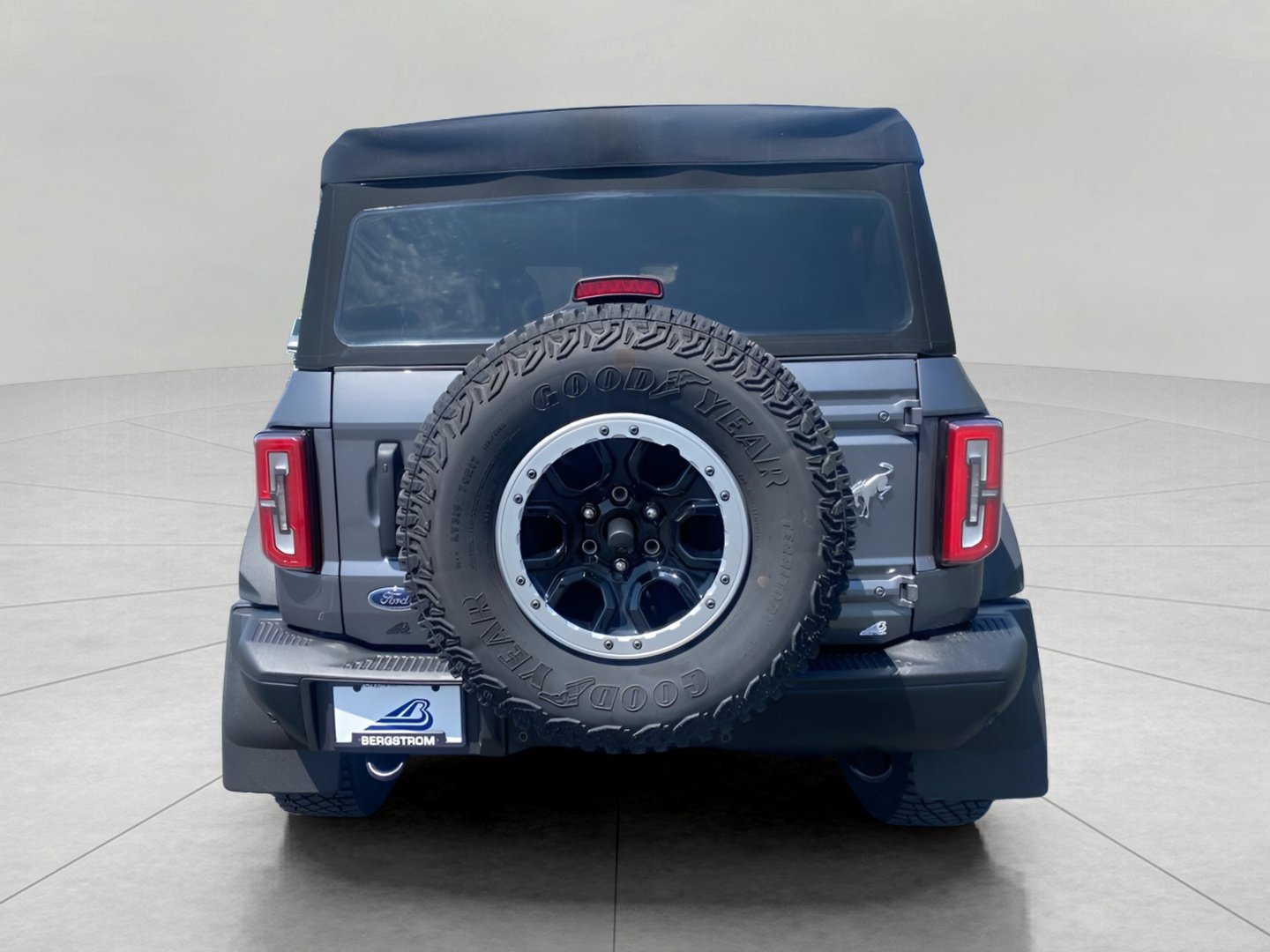 Certified 2023 Ford Bronco Badlands w/ Sasquatch Package AWD/4WD image 14