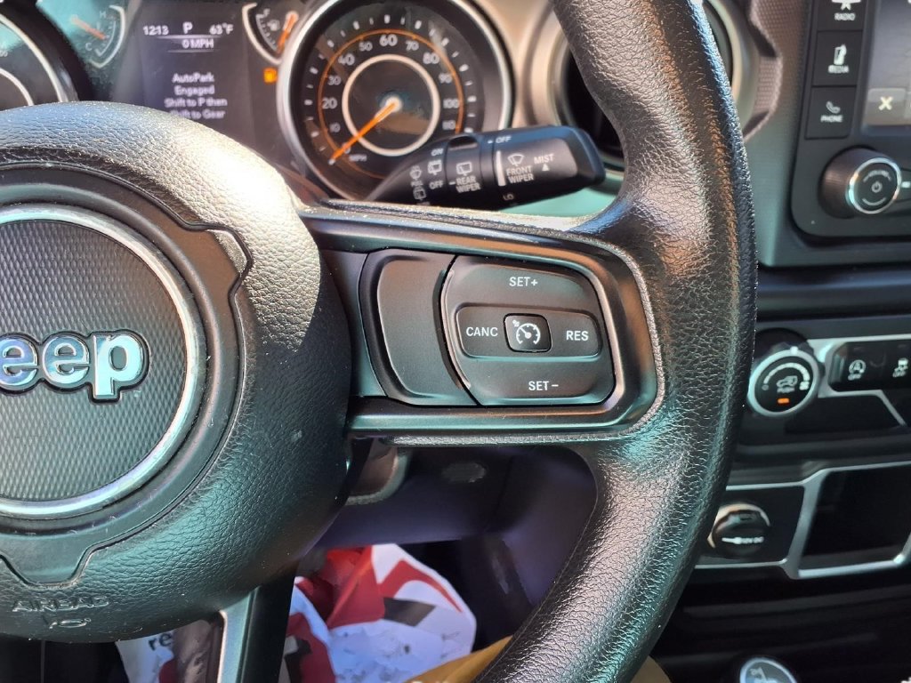 Used 2018 Jeep Wrangler Unlimited Sport AWD/4WD image 19