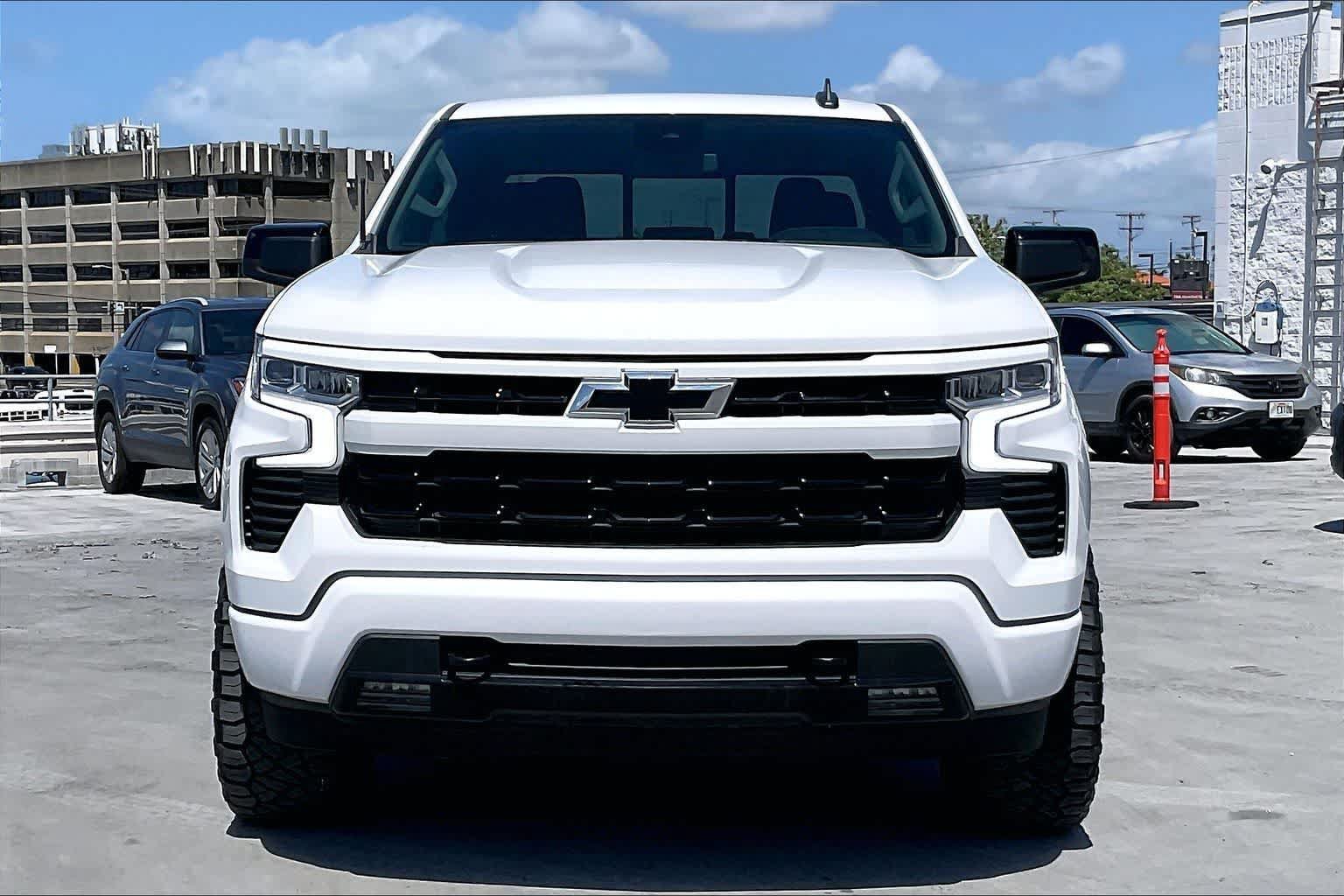 Used 2024 Chevrolet Silverado 1500 RST w/ Convenience Package II RWD image 6