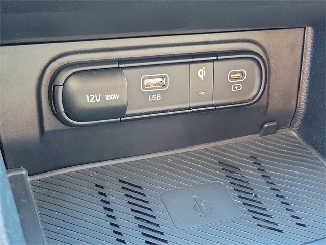 Used 2023 Kia Sportage EX image 11