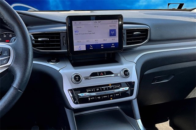 Certified 2023 Ford Explorer XLT w/ Equipment Group 202A image 6