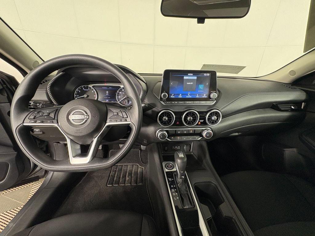 Used 2024 Nissan Sentra SV FWD image 5
