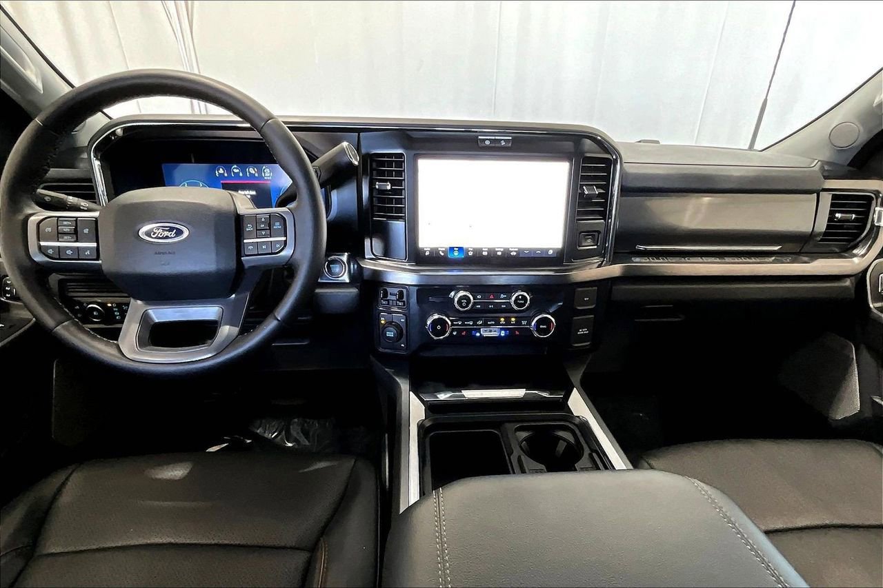 Certified 2025 Ford F350 Lariat AWD/4WD image 16