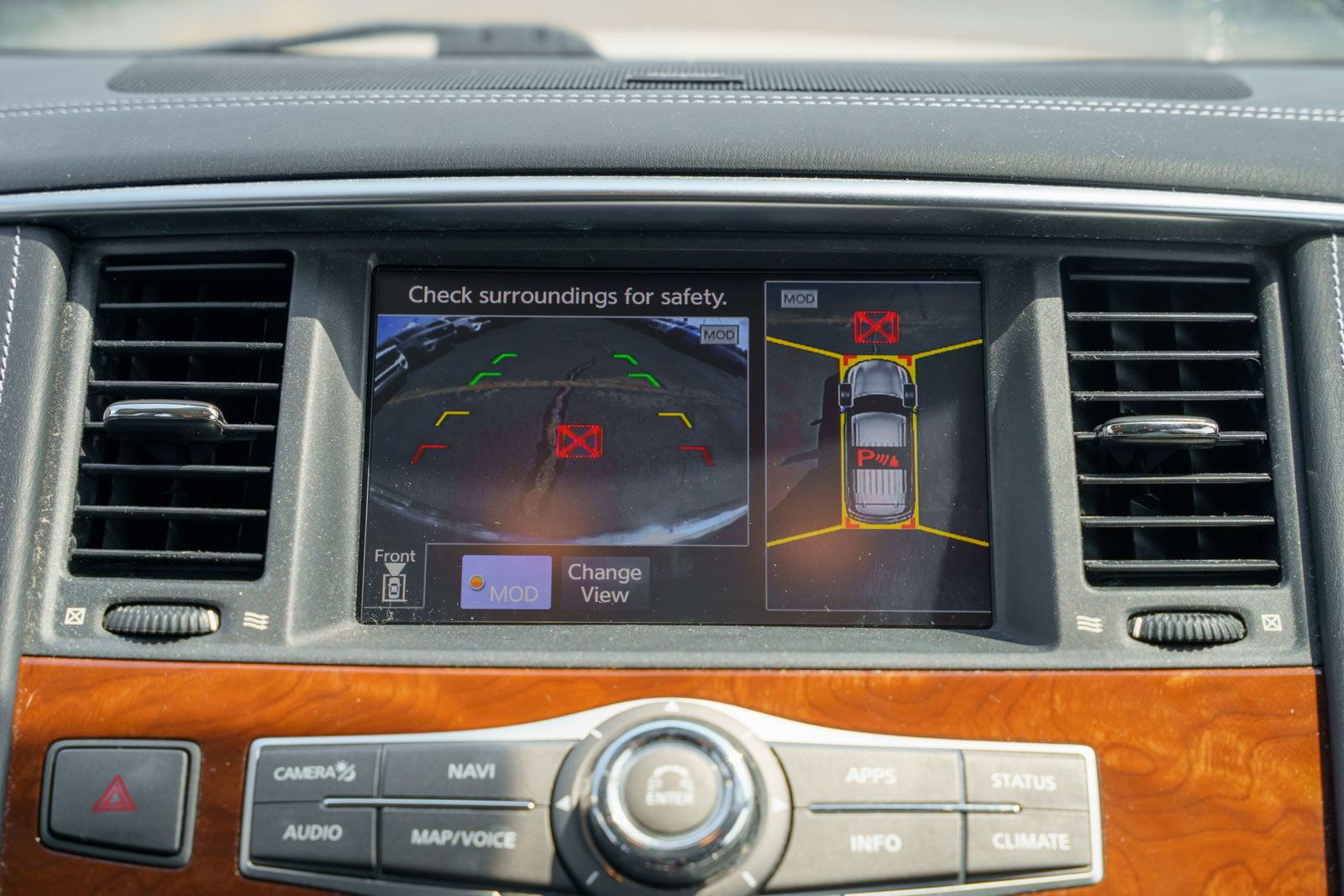 Used 2018 INFINITI QX80 4WD w/ Driver Assistance Package image 31
