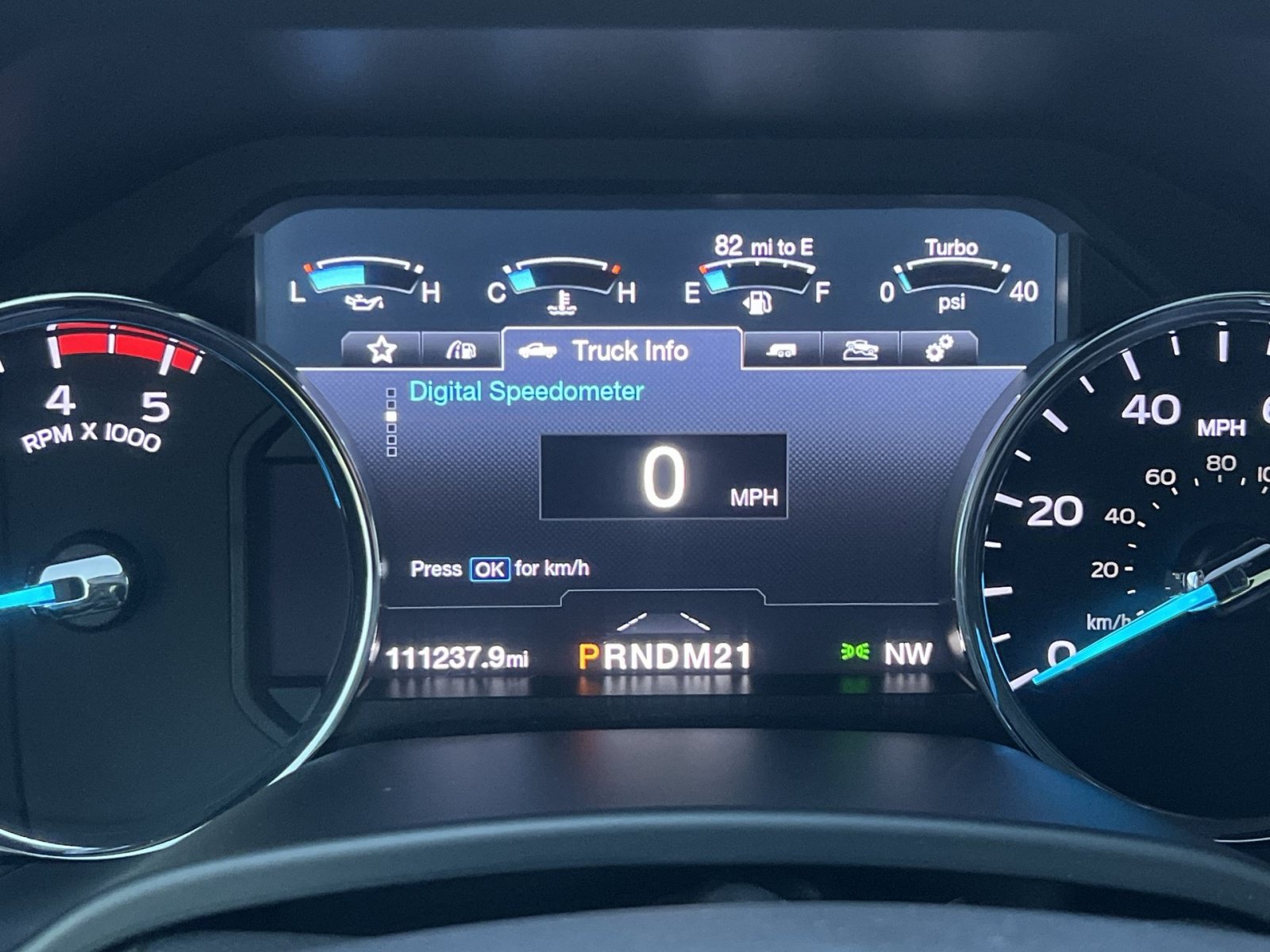 Certified 2019 Ford F250 Platinum w/ Platinum Ultimate Package AWD/4WD image 18