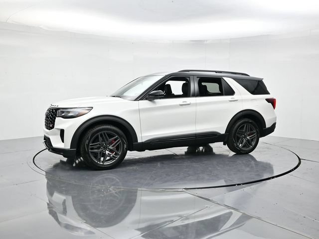 Certified 2025 Ford Explorer ST w/ Sun And Sound Package AWD/4WD image 5