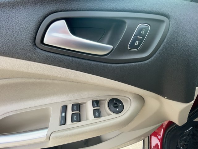 Certified 2018 Ford Escape SEL AWD/4WD image 12