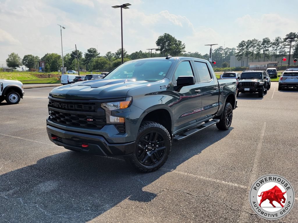Used 2025 Chevrolet Silverado 1500 Custom Trail Boss w/ LPO, Dark Essentials Package AWD/4WD image 1