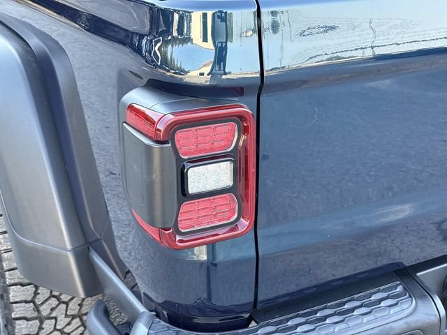 Used 2025 Jeep Gladiator Rubicon w/ Safety Group AWD/4WD image 12