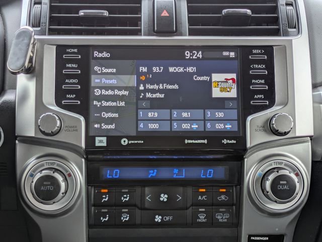 Used 2022 Toyota 4Runner Limited AWD/4WD image 18