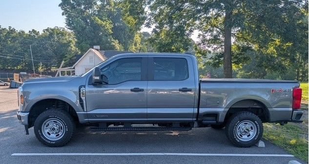 Certified 2024 Ford F250 XL w/ FX4 Off-Road Package AWD/4WD image 3
