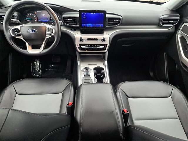 Certified 2022 Ford Explorer XLT w/ Equipment Group 202A image 10