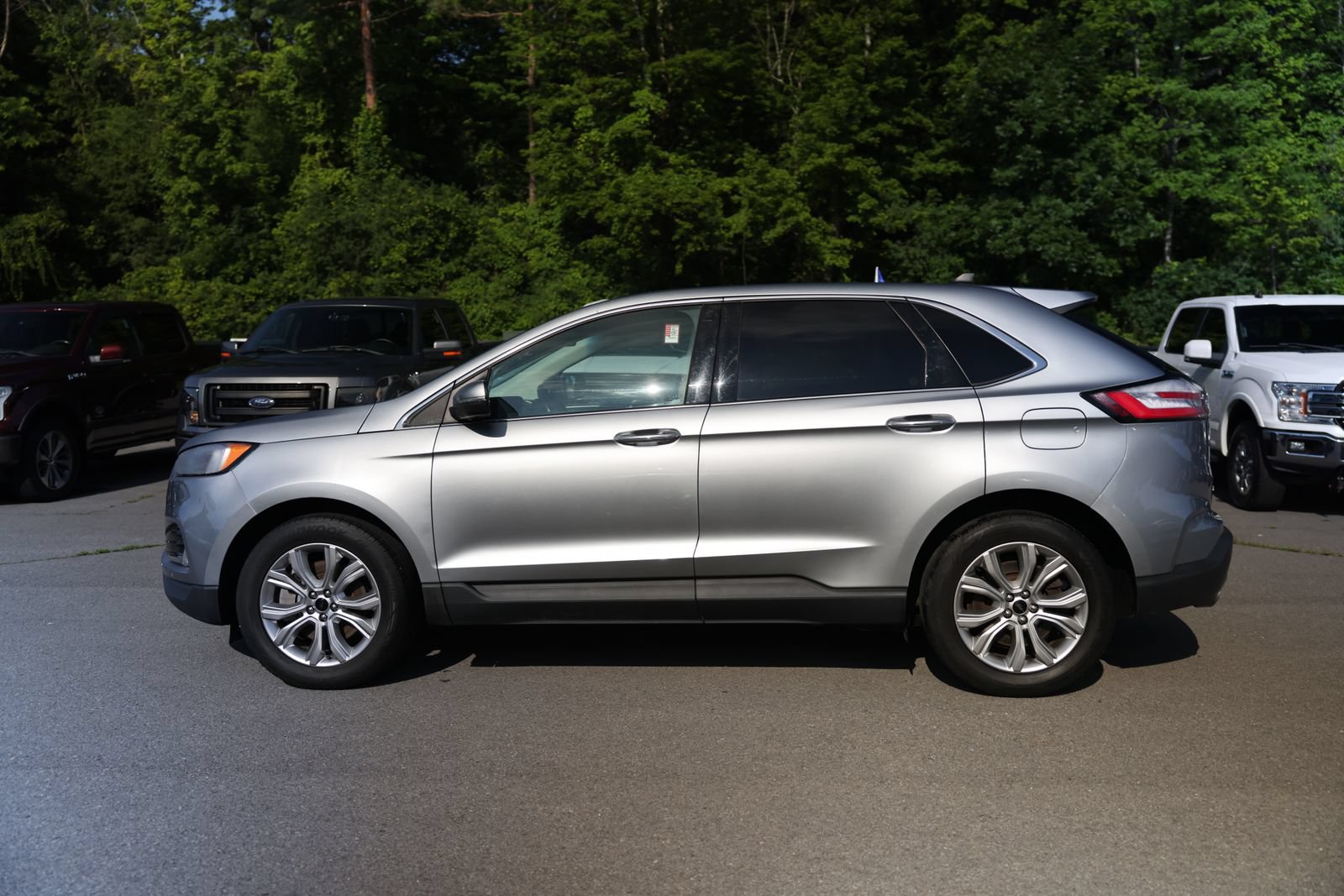 Certified 2023 Ford Edge Titanium w/ Equipment Group 301A AWD/4WD image 5