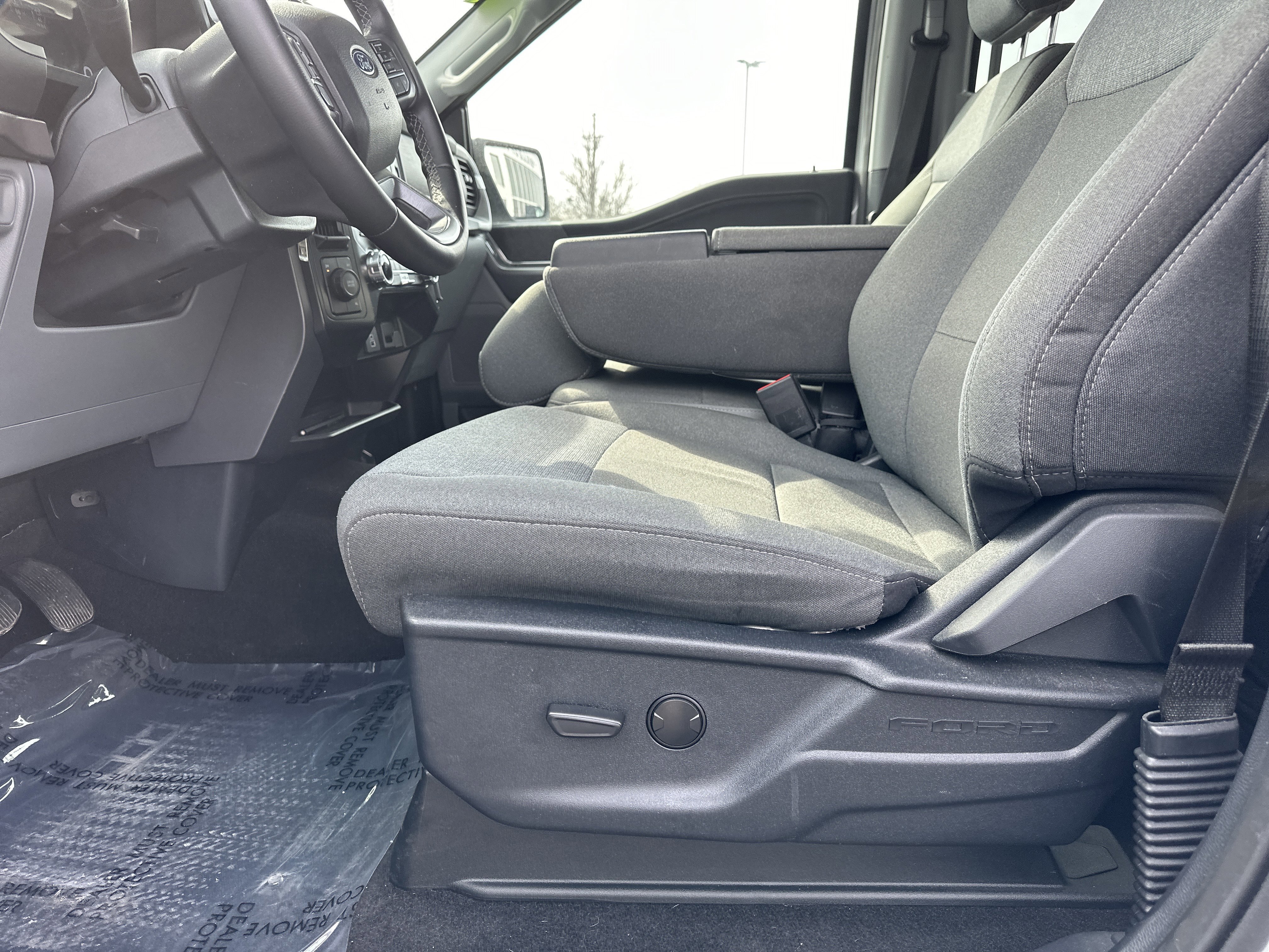 Certified 2025 Ford F150 XLT w/ Equipment Group 301A Standard image 11