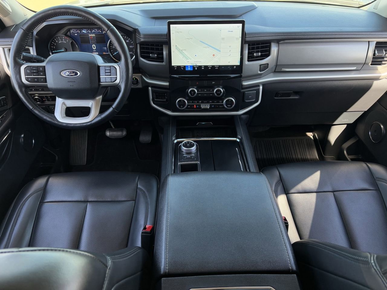 Certified 2023 Ford Expedition XLT image 11