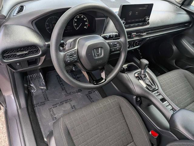 Used 2023 Honda HR-V LX image 2