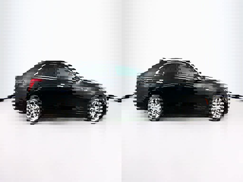 Used 2020 Cadillac CT4 Luxury w/ Cold Weather Package image 6