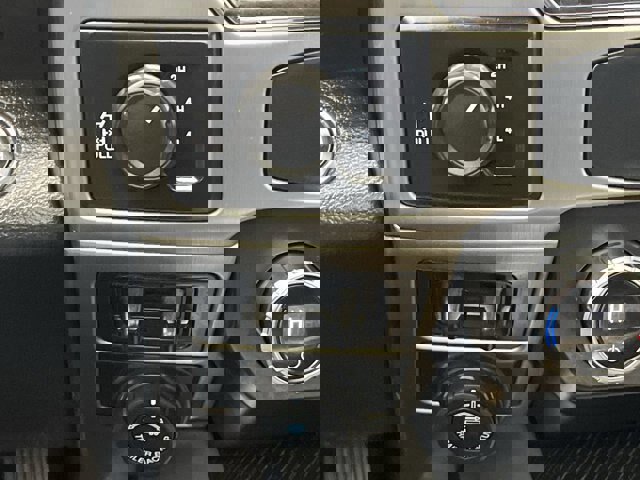 Certified 2022 Ford F250 Platinum image 20