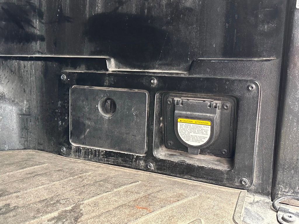 Used 2018 Toyota Tacoma Limited image 18